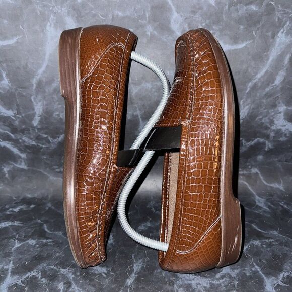 SAS Shoes Simplify Brown Croc Slip On Comfort Shoe Loafer Size 9.5M - Picture 5 of 8